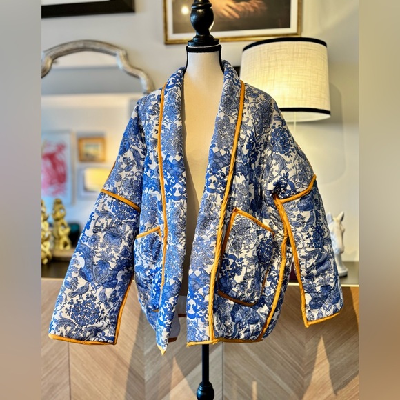 🧵 HANDMADE (by me!) Floral Blue and White Coat Jacket with Yellow Trim - Picture 3 of 12